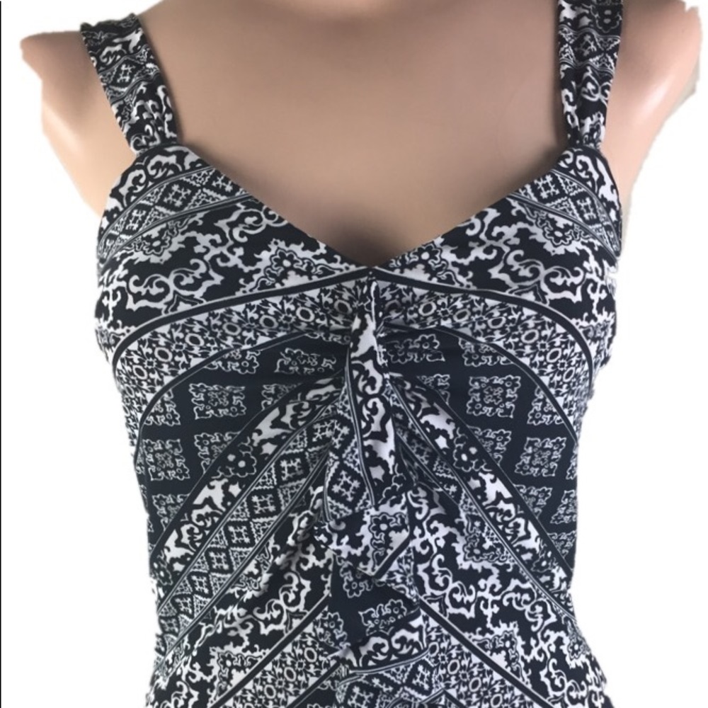 NWT White House Black Market Top Shirt Size XS